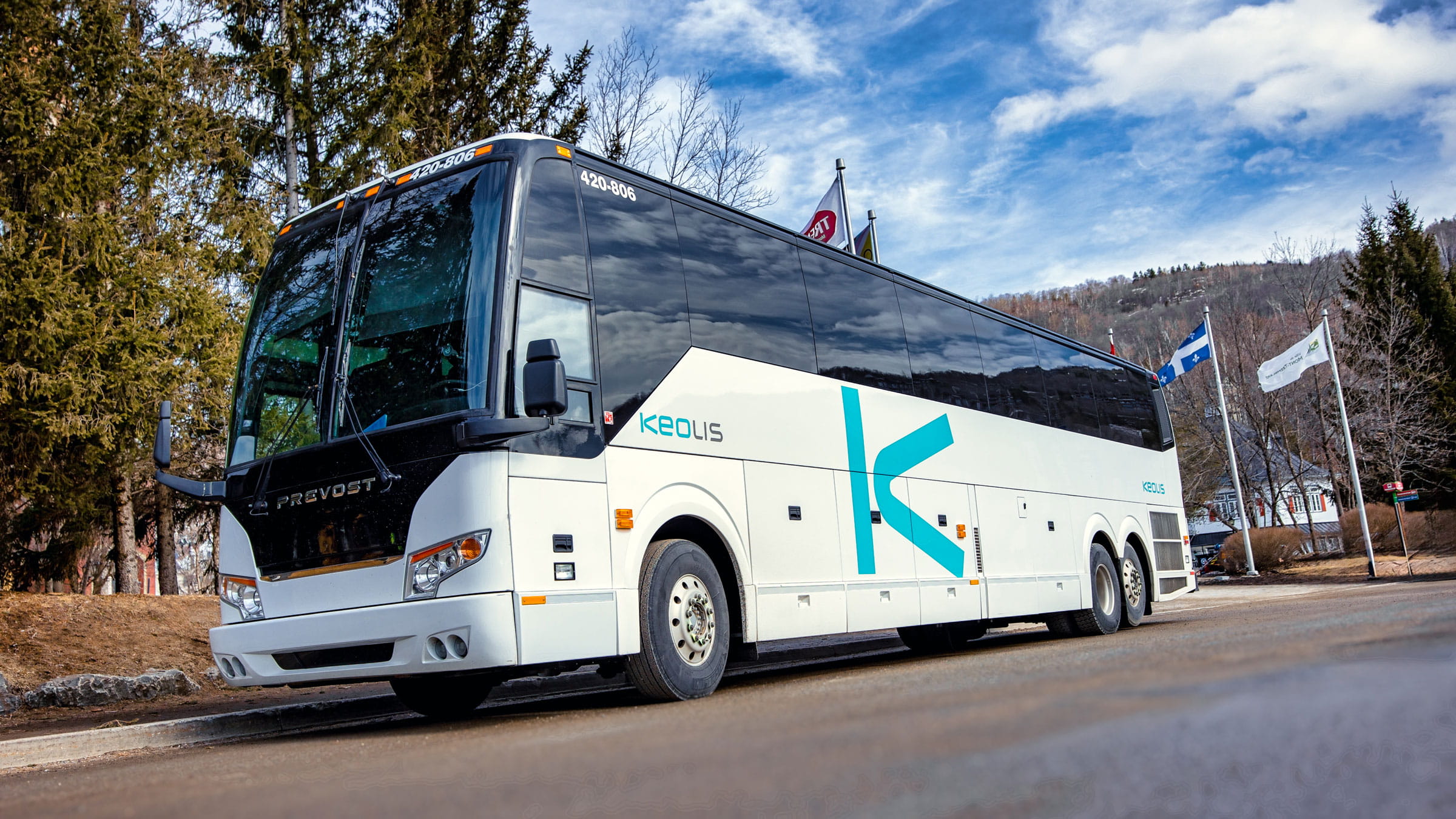 Transport from to Montreal Airport Tremblant