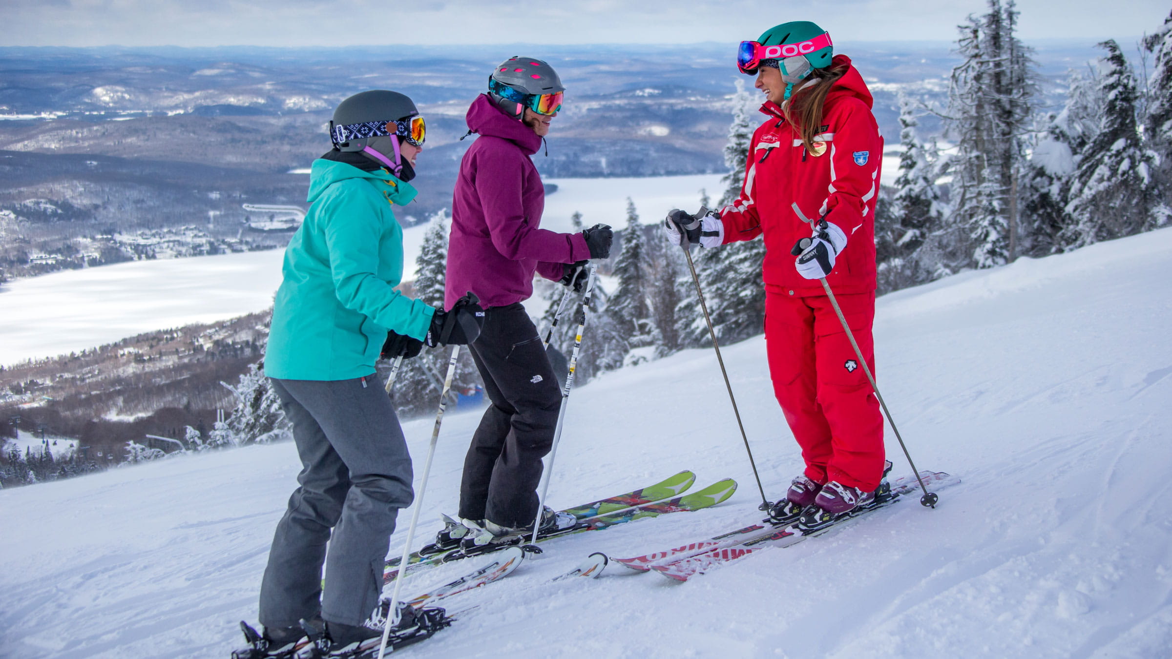 Adult ski lessons and off-piste skiing with the ski school - Les 3