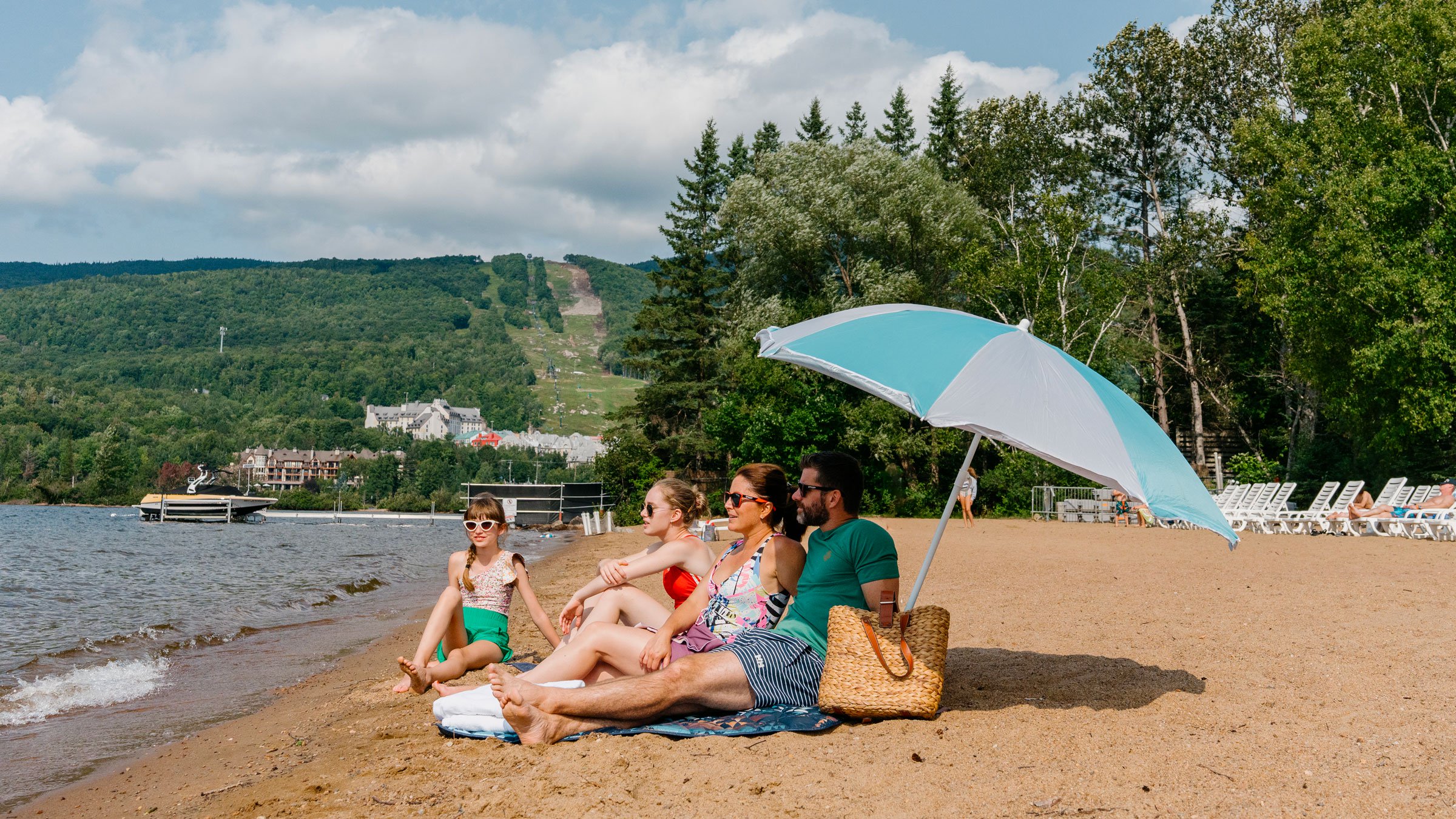 Lac Tremblant Beach