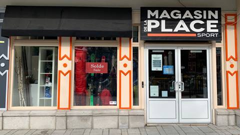 Magasin de la Place Equipment